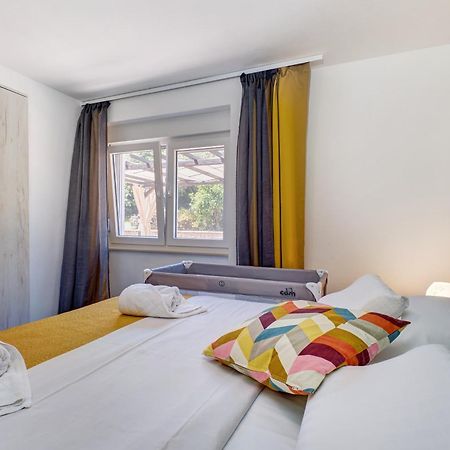Providenca Accommodation Mali Lošinj Esterno foto